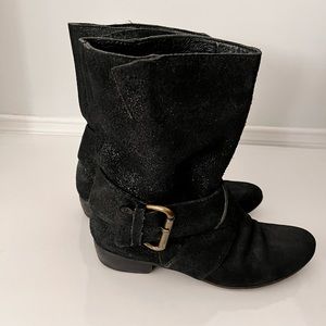 Black Shimmer Dance boots , some luxury markings says something but unsure
